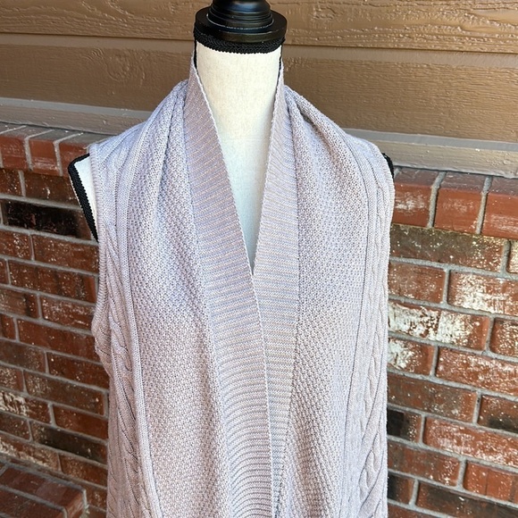 Matilda Jane Beige Cable Knit Waterfall Sweater Vest Cardigan Women's Size Small - Picture 2 of 8